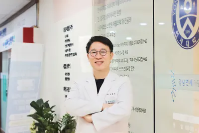 강남연세재활의학과의원 — 업체가 네이버 플레이스에 올린 사진 1